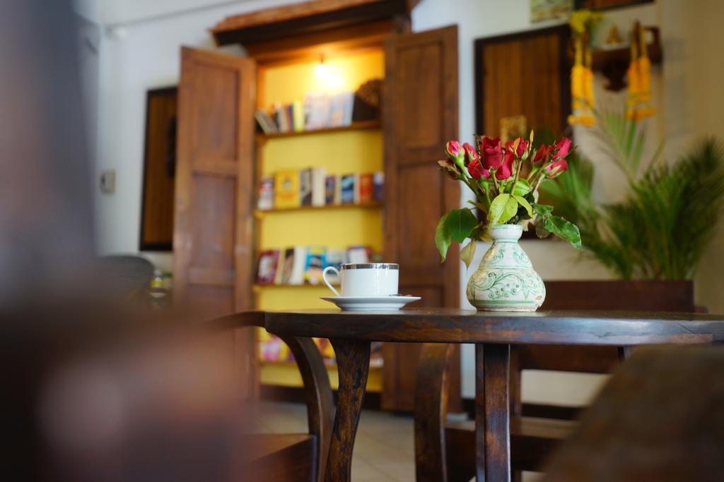 Nonni Guesthouse เชียงใหม่ ภายนอก รูปภาพ