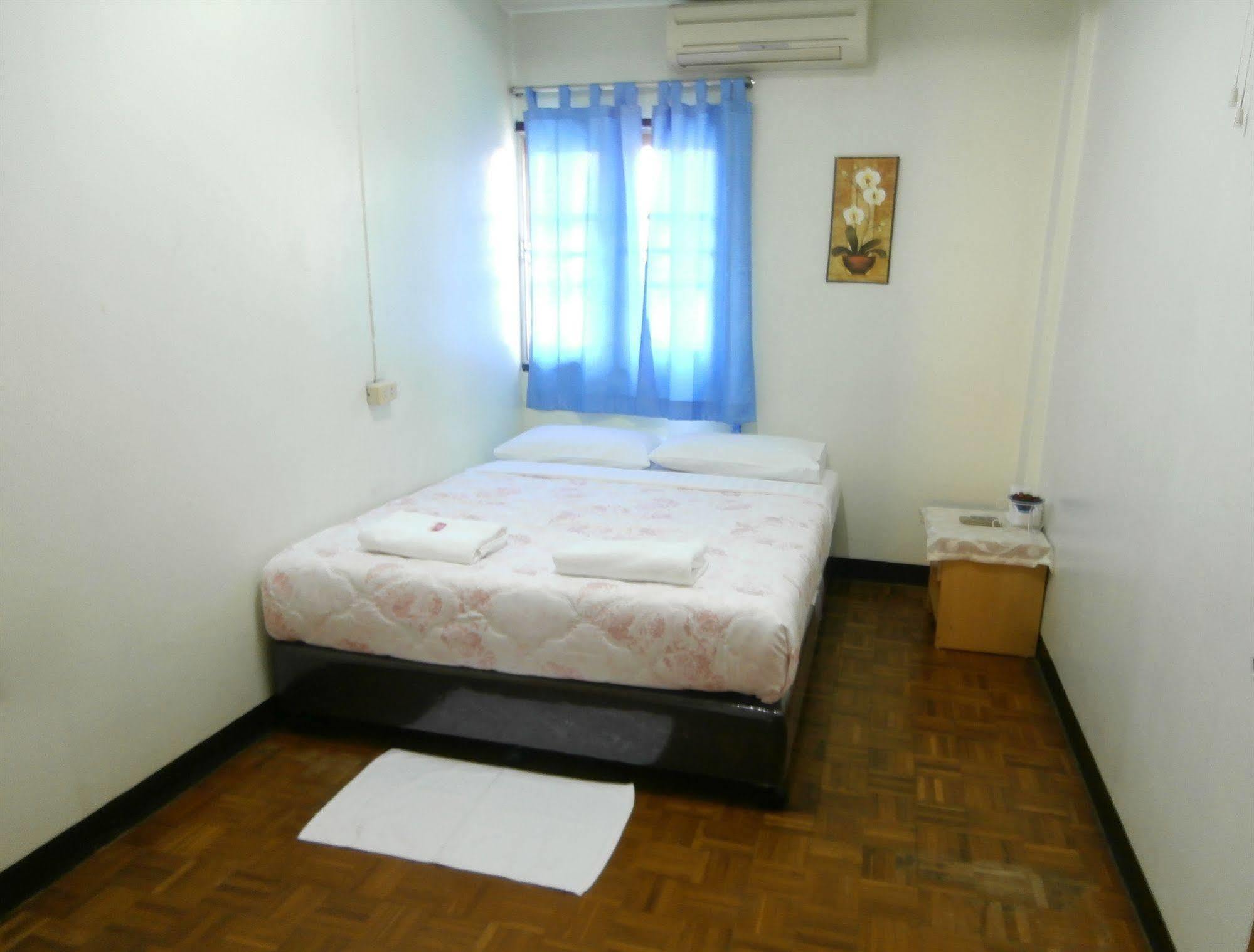 Nonni Guesthouse เชียงใหม่ ภายนอก รูปภาพ